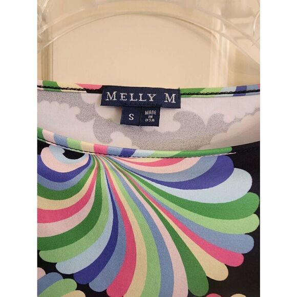Melly M graphic print 3/4 sleeve top size small - Picture 3 of 8
